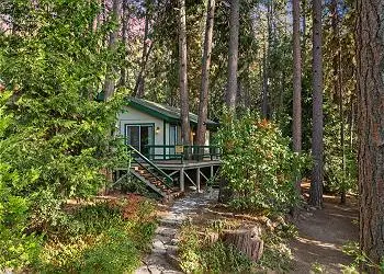 Cozy Cottage