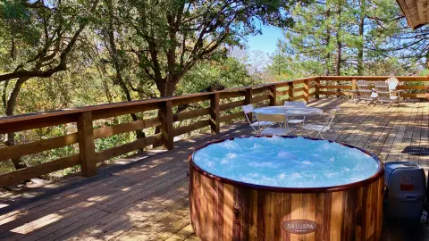 Whispering Ridge Cabin